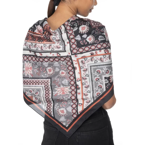 Promo ⭐ Giani Bernini 🌟 Women's Patchwork Floral Square Scarf Black Neutral 👍 10 Promo ⭐ Giani Bernini 🌟 Women's Patchwork Floral Square Scarf Black Neutral 👍 - Image 10